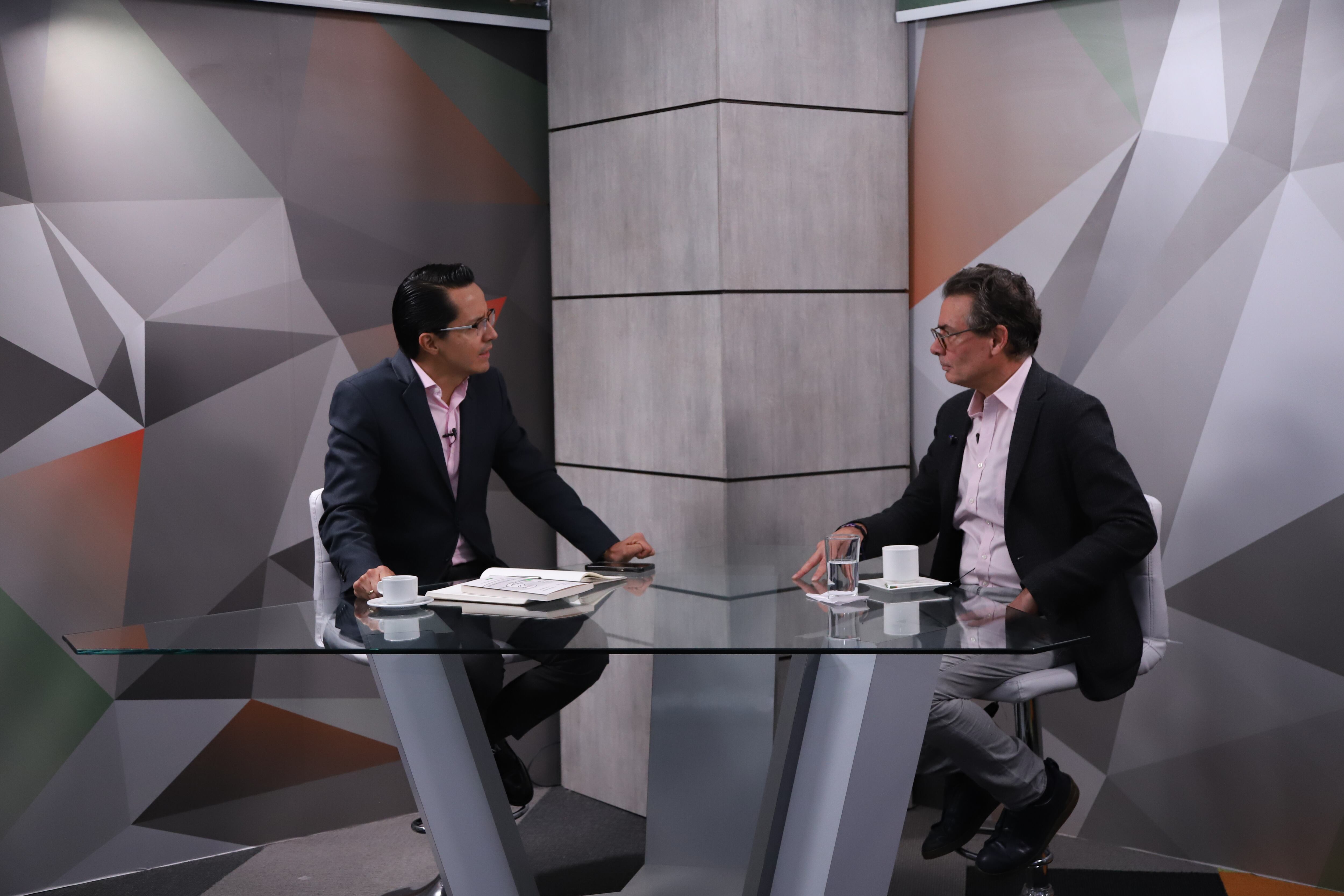 El Debate entrevista de Yesid Lancheros, director de Semana a Alejandro Gaviria