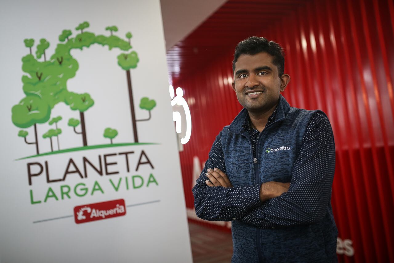 Aadith Moorthy, fundador y CEO de Boomitra.