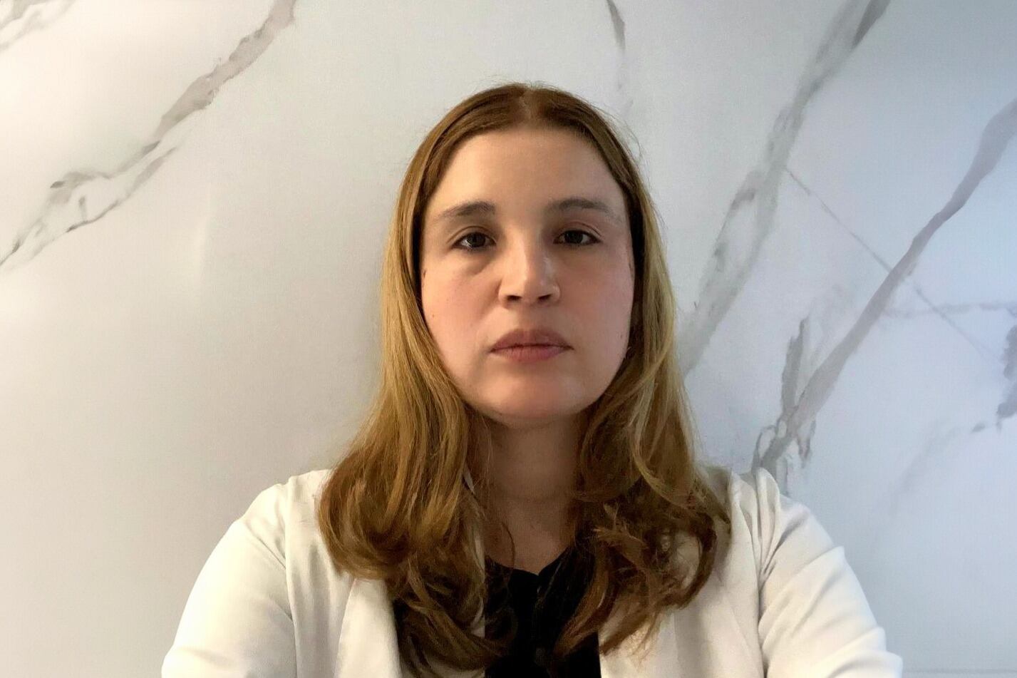 Doctora Lina Santos Hernández, médico y cirujano general, especialista médica alternativa y farmacología vegetal, y expresidente de la Sociedad de Medicina General. Actual directora científica de la Fundación INSPIRAT.