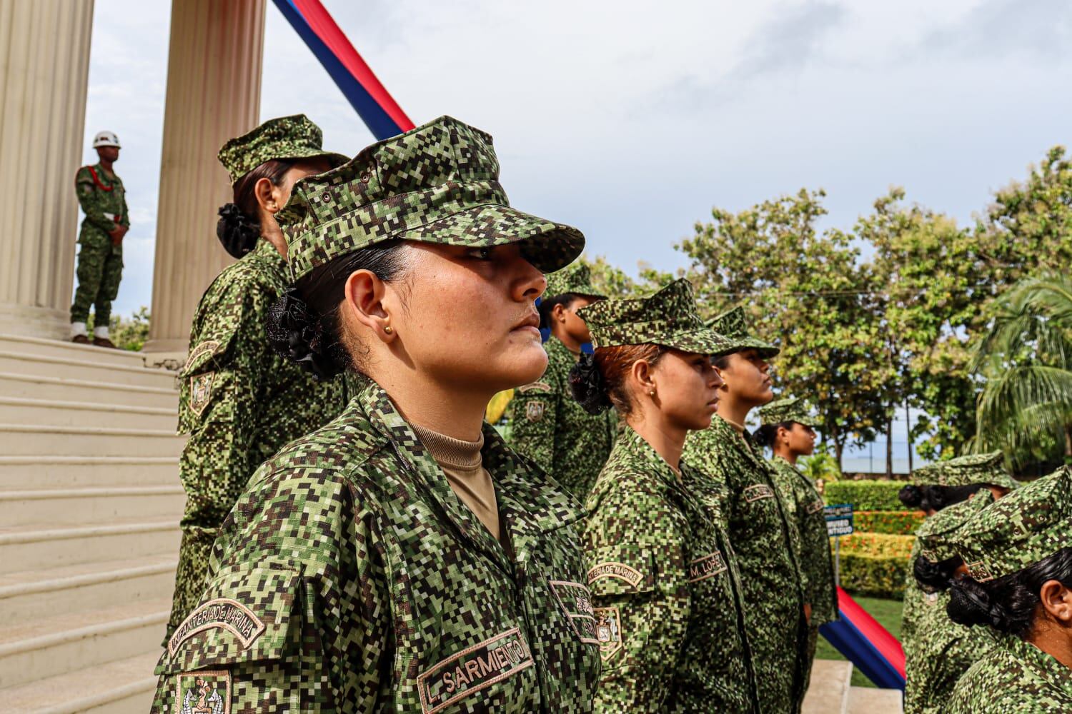 Algunas de las aspirantes a infante de marina no descartaron convertirse en oficial de la Armada.