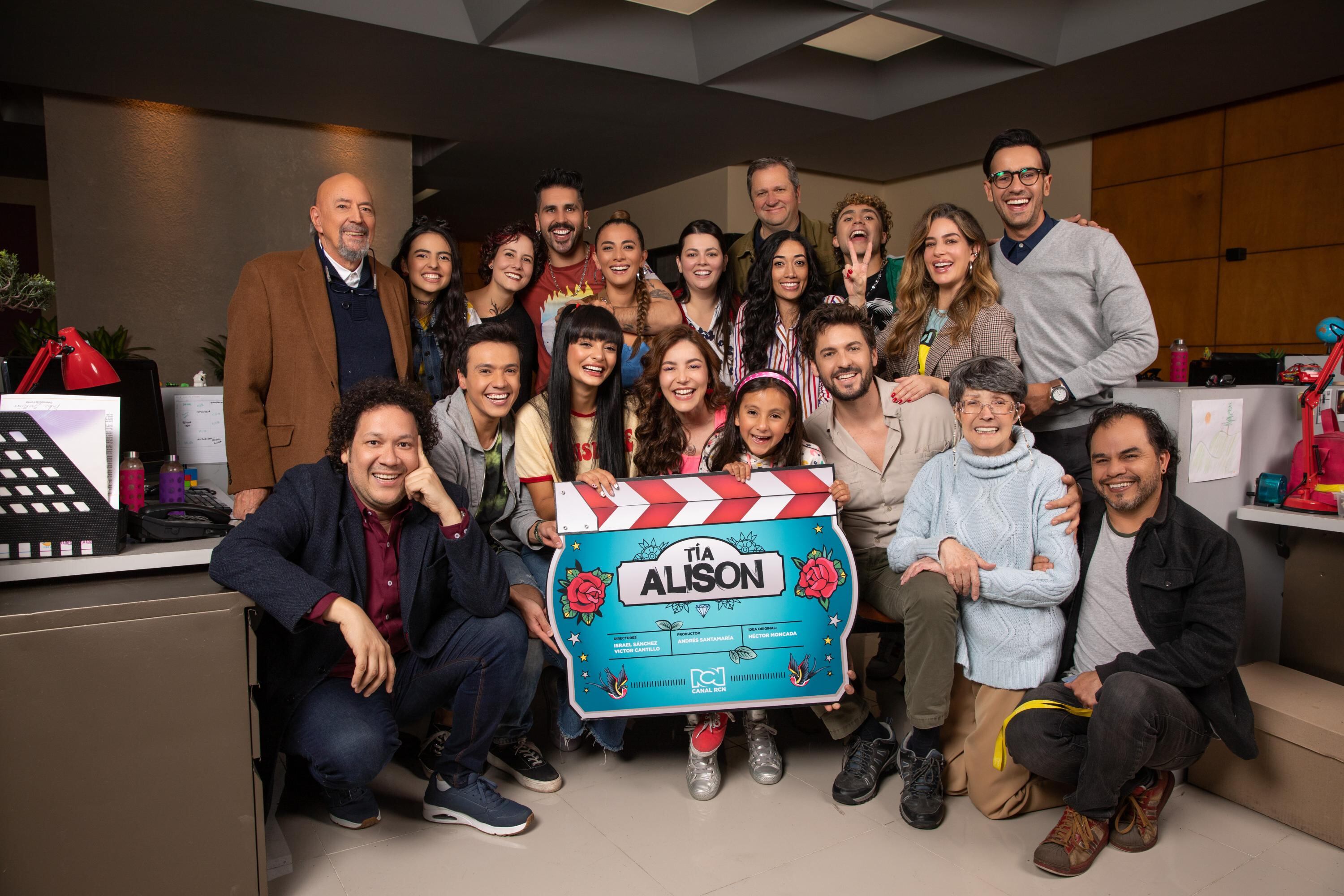 Tía Alison y Rigo son las producciones que iniciaron grabaciones y que estarán pronto en la pantalla del Canal RCN.