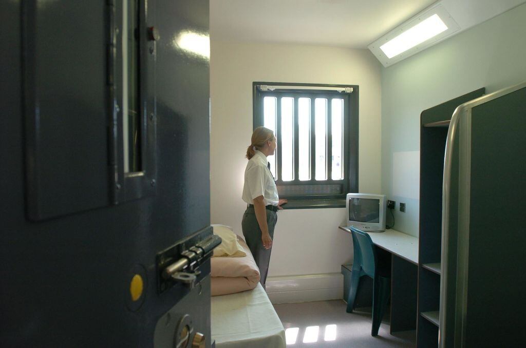 La mujer estará allí mientras que avanza el proceso de extradición en su contra.