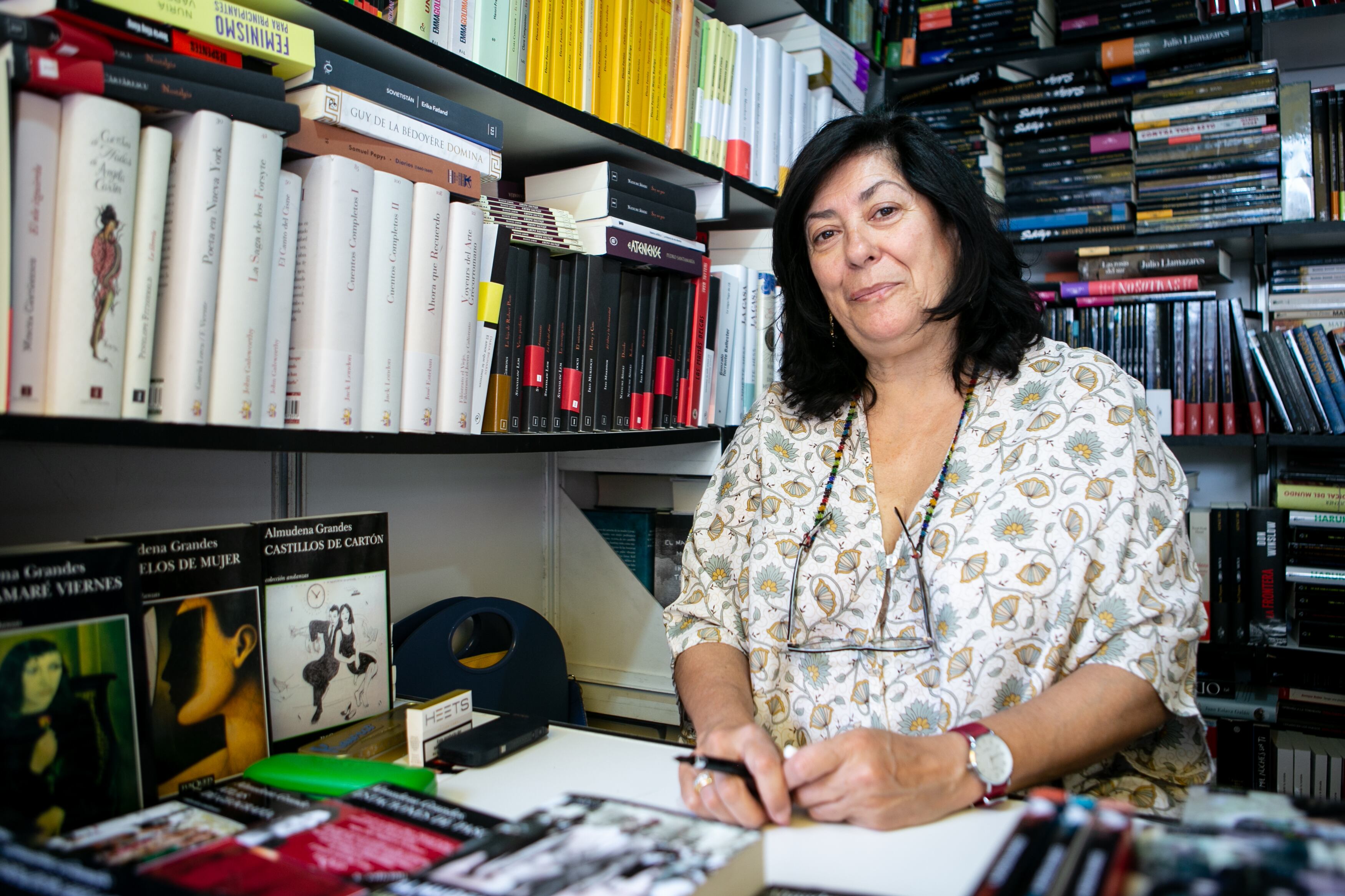 Almudena Grandes en la Feria del Libro de Madrid 2019. Foto: Pablo Cuadra/Getty Images.
