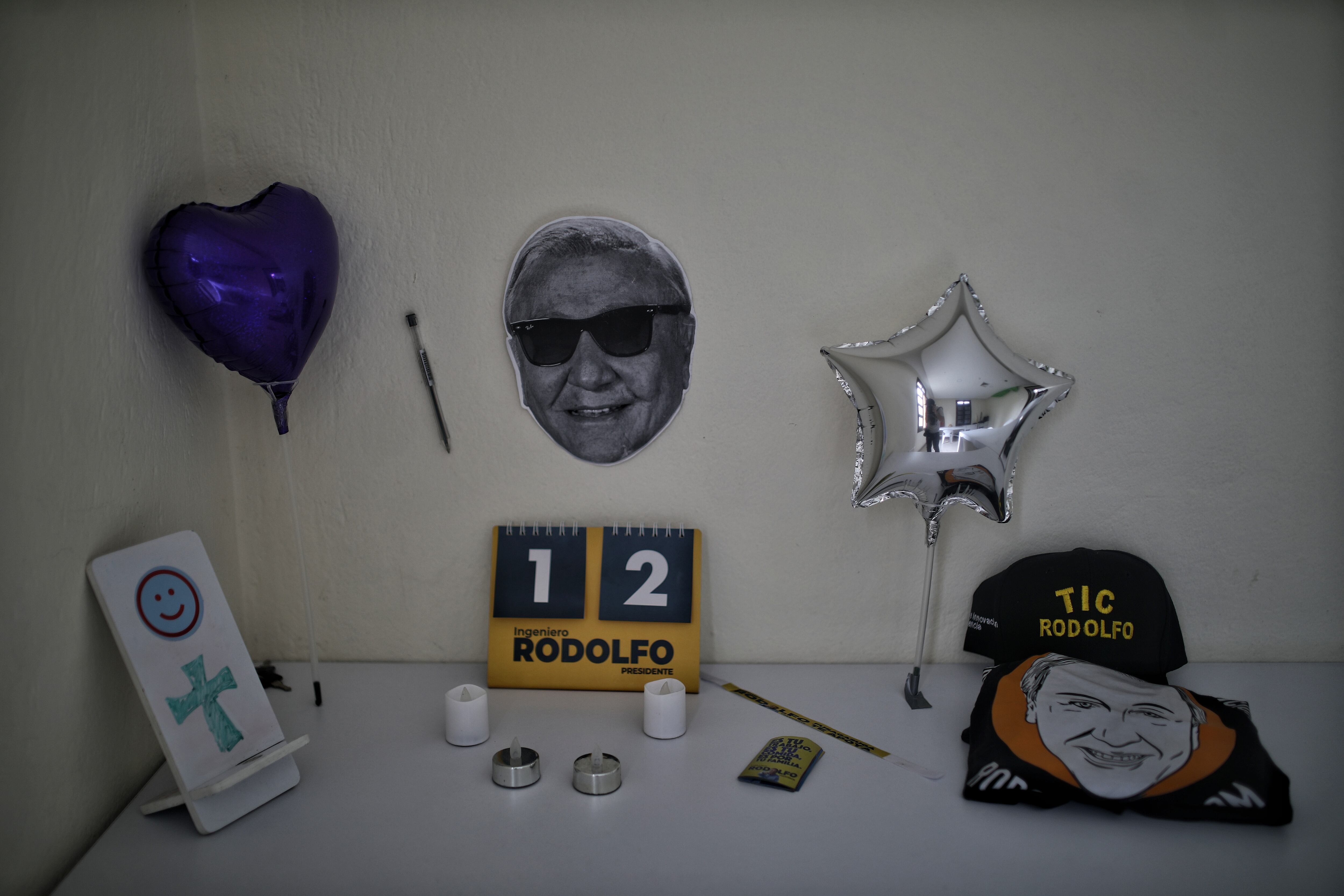 Sede Campaña Rodolfo Hernández equipo de redes