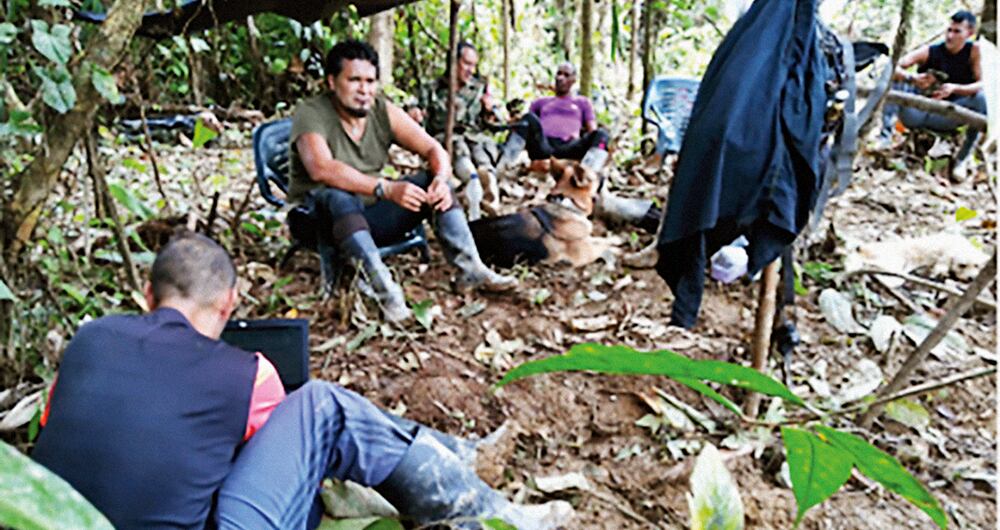  Este es uno de los rudimentarios campamentos móviles en los que se escondía alias Fabián junto con su anillo de seguridad. No duraba más de dos días en el mismo lugar.