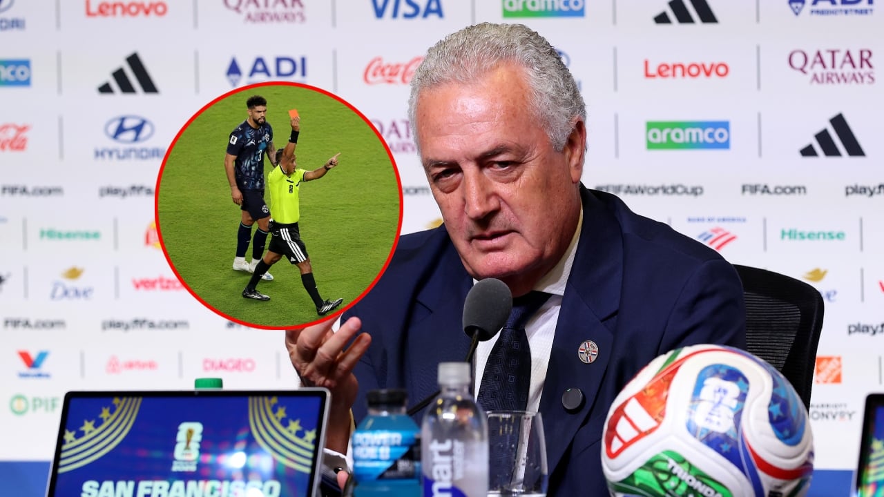 Gustavo Alfaro, en rueda de prensa.