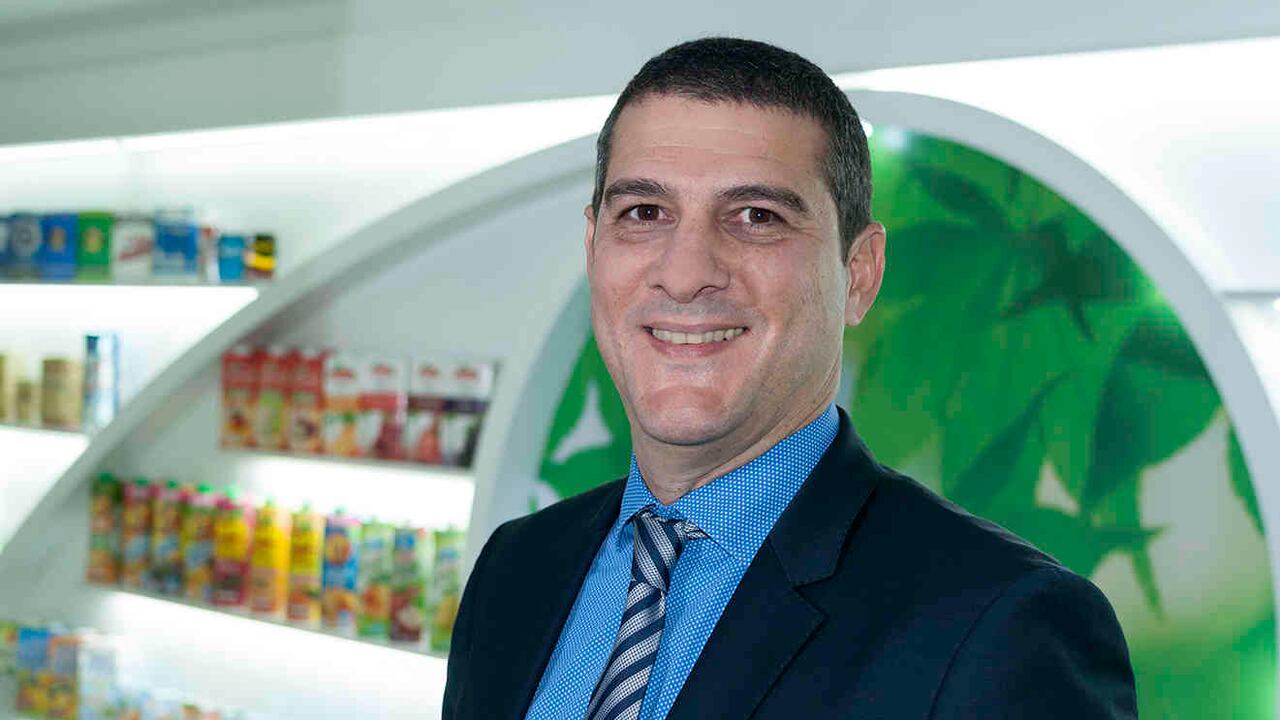Guilherme Franklin, director general de Tetra Pak® Andina señala que la empresa acompaña a los clientes desde el procesamiento del producto, pasando por el envasado y el reciclaje del mismo.