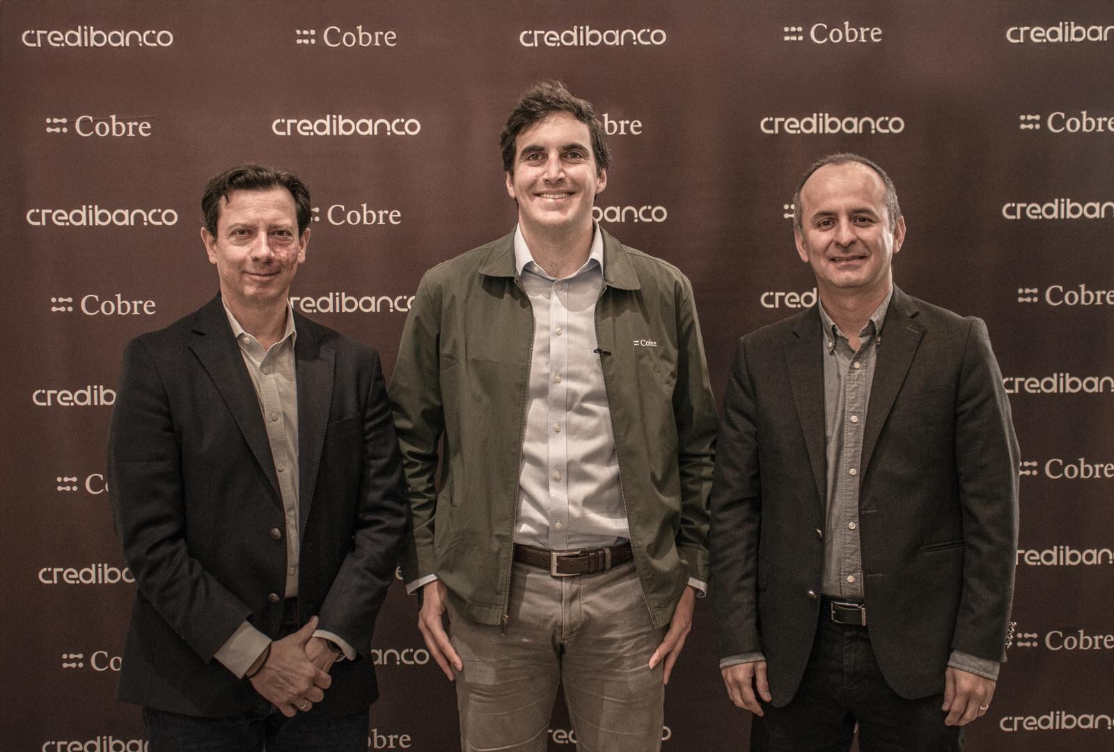De izquierda a derecha: Felipe Acevedo, presidente de Credibanco; José Gedeón, cofundador de Cobre y David Ramírez, vicepresidente de negocios de Bancoomeva.