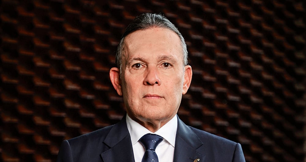 Efraín Cepeda. Presidente del Senado