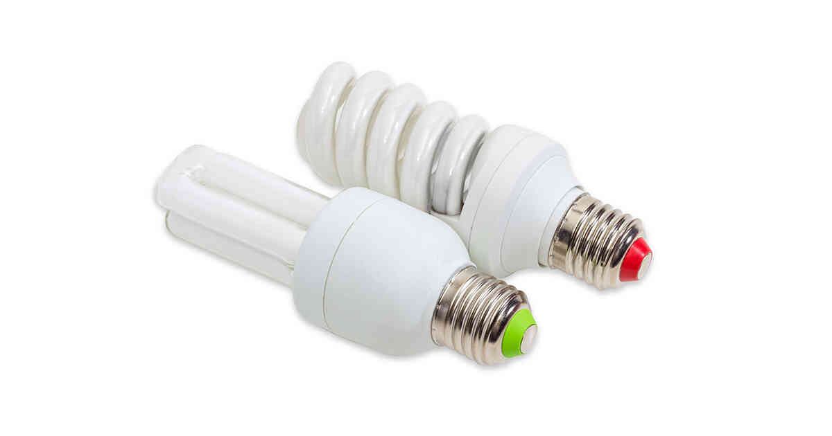 El mercurio no solo está presente en bombillos ahorradores, también algunas marcas de pilas usan este elemento.