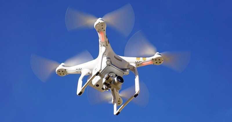 Los drones son cada vez más autónomos y es necesario establecer nuevos sistemas de gestión y conectividad para garantizar la seguridad de sus operaciones.