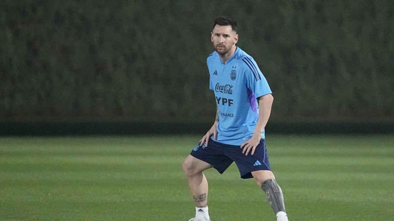 El jugador del PSG estuvo haciendo trabajos individuales.