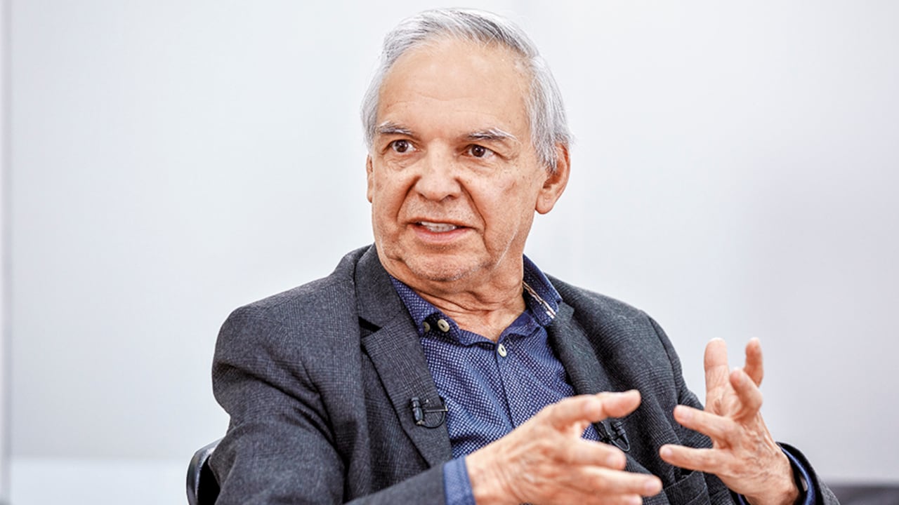 Ricardo Bonilla, Ministro de Hacienda.