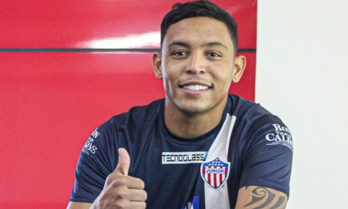 Luis Fernando Muriel entrenó con Junior de Barranquilla durante sus vacaciones en la capital del Atlántico.