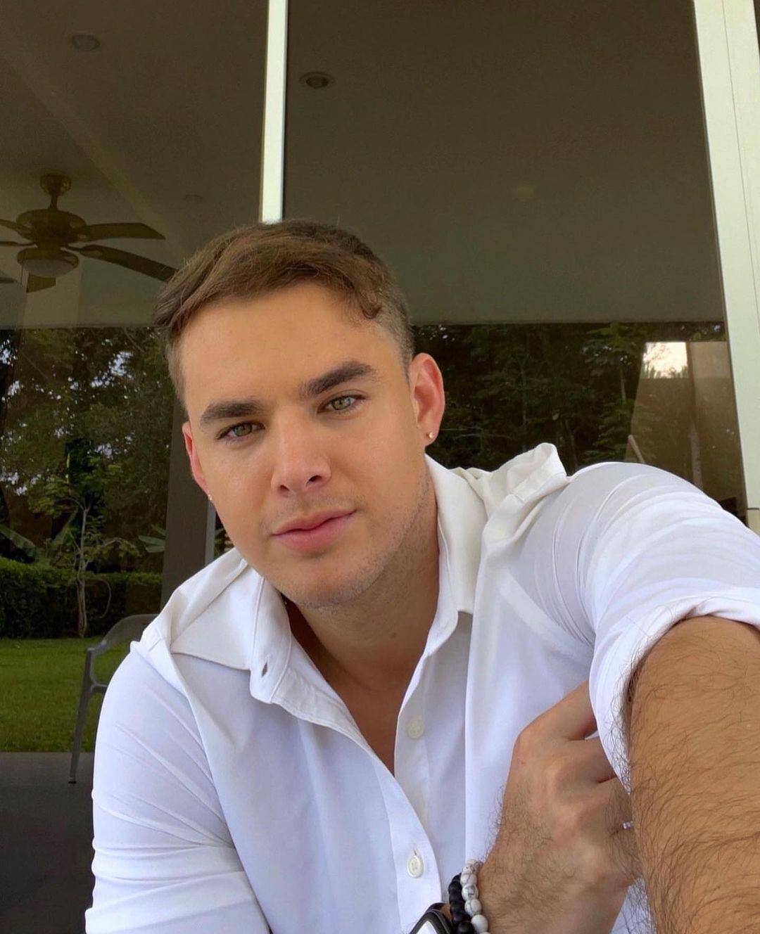 Él es el participante de Alpha, considerado como uno de los hombres más apuestos que ha pasado por la competencia.