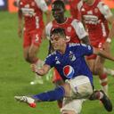 Daniel Ruiz, jugador de Millonarios durante partido contra Independiente Santa Fe.