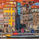 La zona de Ribeira (Ribera) en el casco histórico de Oporto, de cara al Duero.