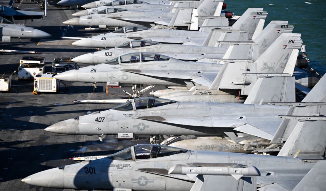 El portaaviones USS Gerald Ford, puede albergar hasta 90 aeronaves