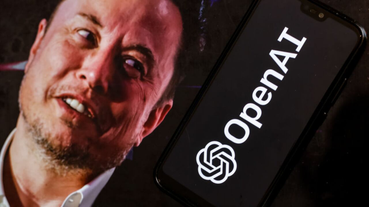 La disputa entre OpenAI y Elon Musk escala con una nueva contrademanda judicial.