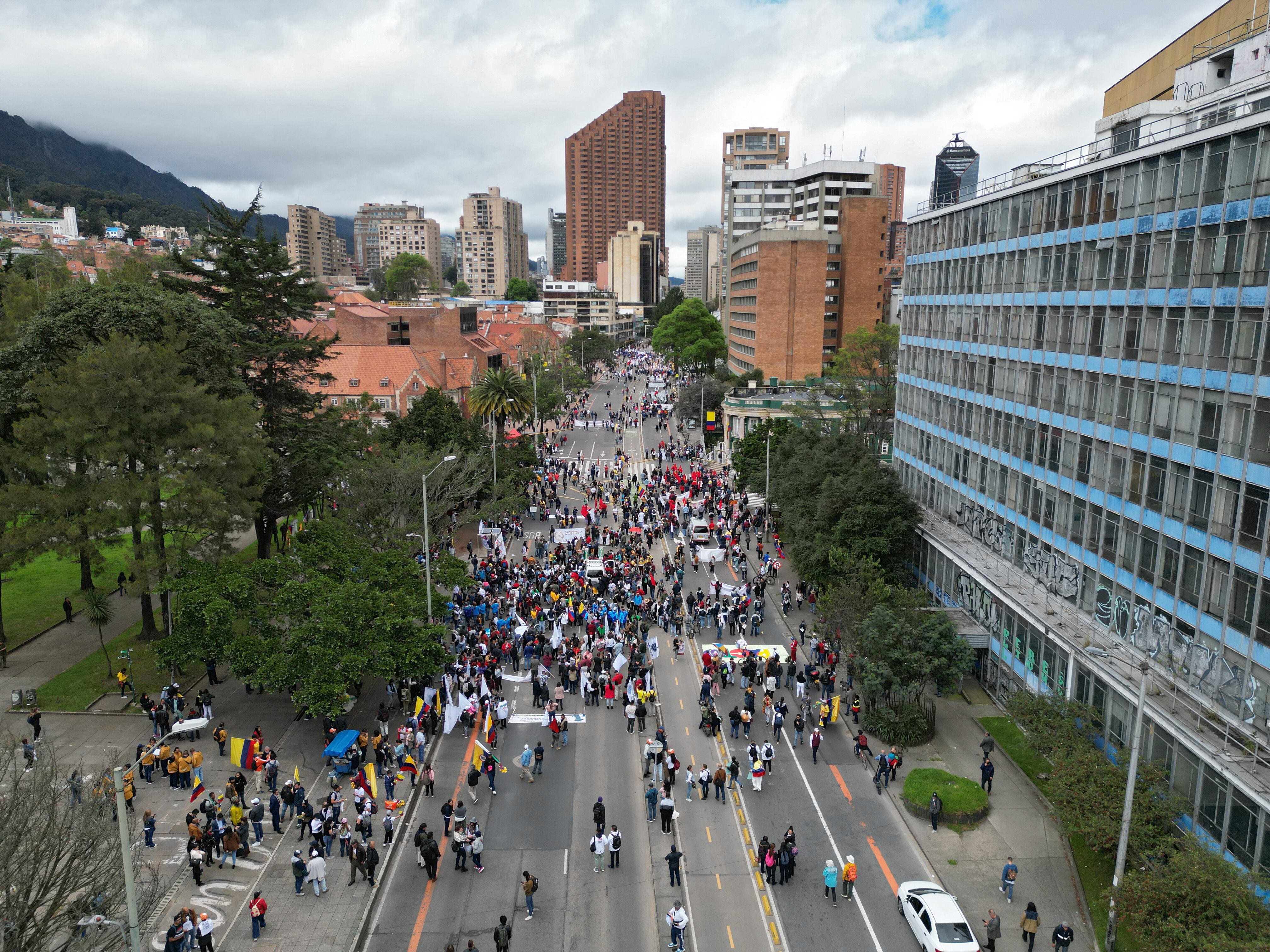 Marcha convocada por las centrales obreras de apoyo a las reformas a la salud, laboral y pensional promovidas por el gobierno de Gustavo Petro 
Parque Nacional
Bogota junio 7 del 2023
Foto Guillermo Torres Reina / Semana