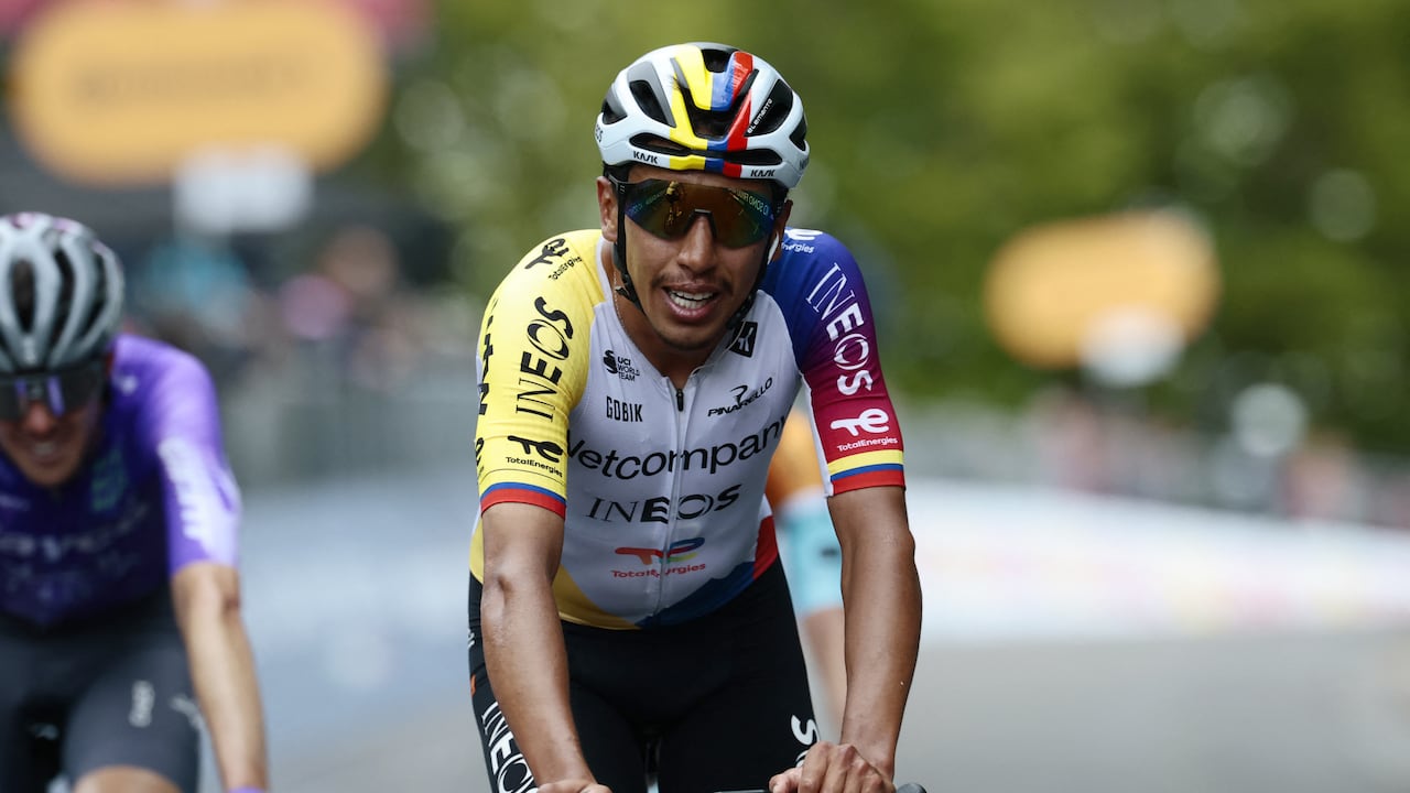 Egan Bernal sigue luchando en el Giro de Italia 2026.