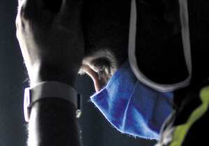 La incertidumbre, el estrés y ansiedad que ha generado la pandemia por covid-19 ha impacto e incidido en la salud mental de las personas. La OPS recomienda intervenciones que creen redes y fortalezcan el apoyo a la comunidad y a las familias.