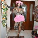 Insólito | Por el tamaño de sus senos, obligan a bajar de un avión a un mujer en Canadá