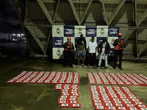 Incautan más de 200 kilos de cocaína.