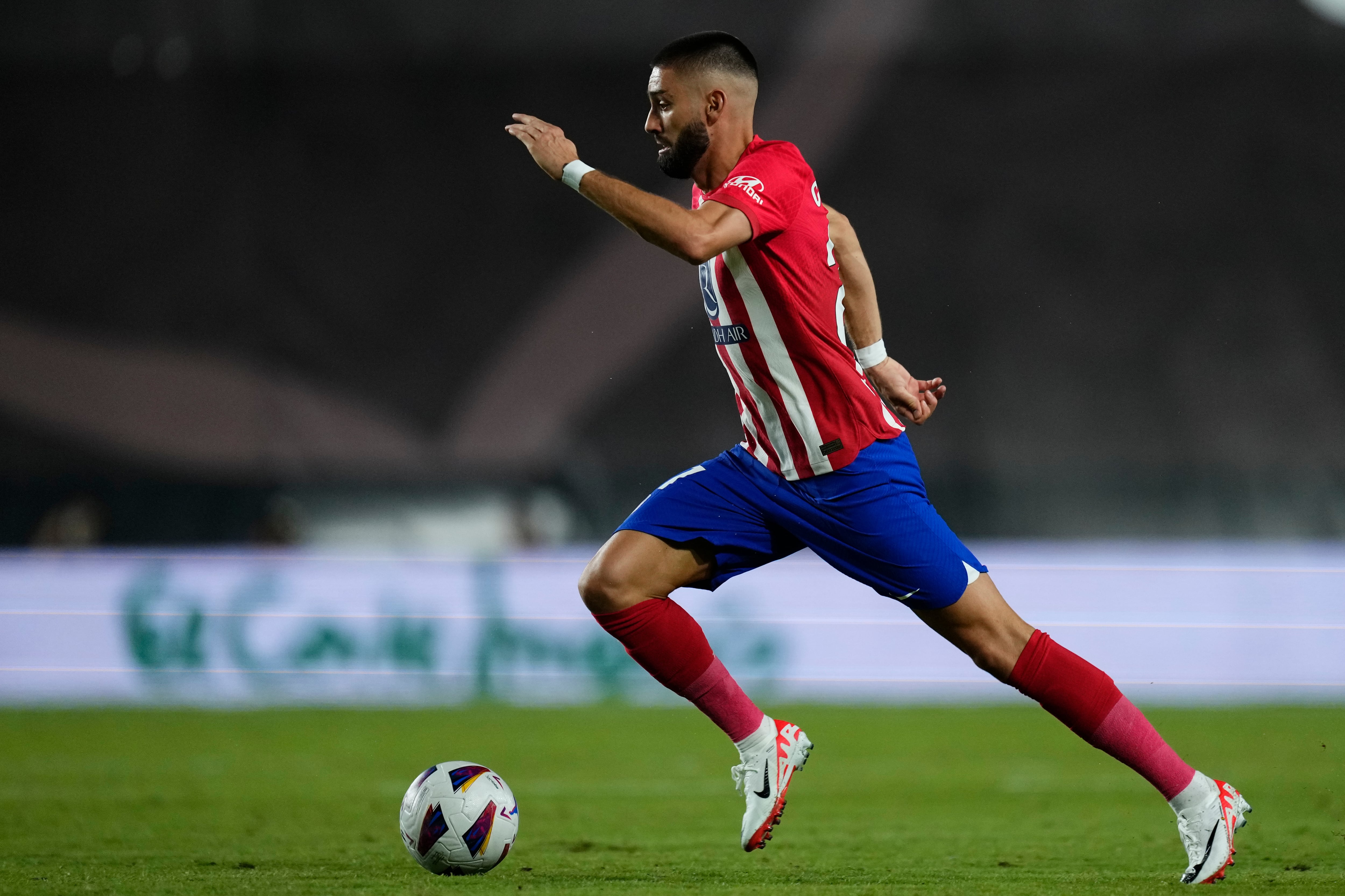 Yannick Carrasco dejó el Atlético de Madrid