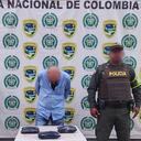 Hombre de 64 años sorprendido transportando base de coca en bus de servicio público.