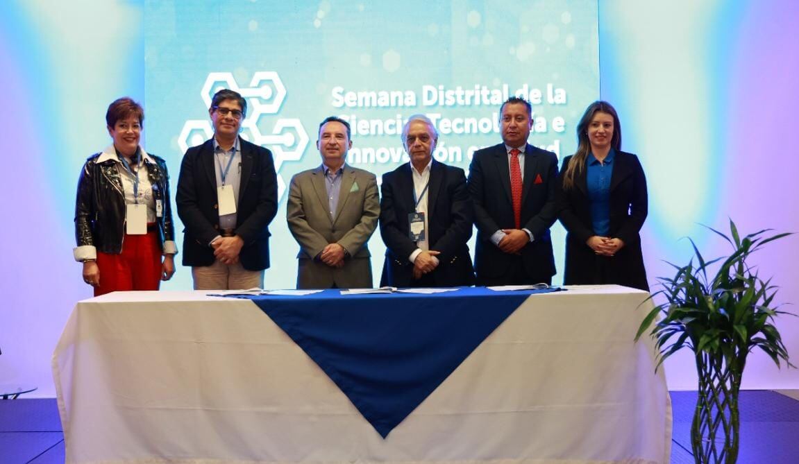 Firma del Memorando de Entendimiento de la Red Pública Distrital de Investigación e Innovación en Salud.