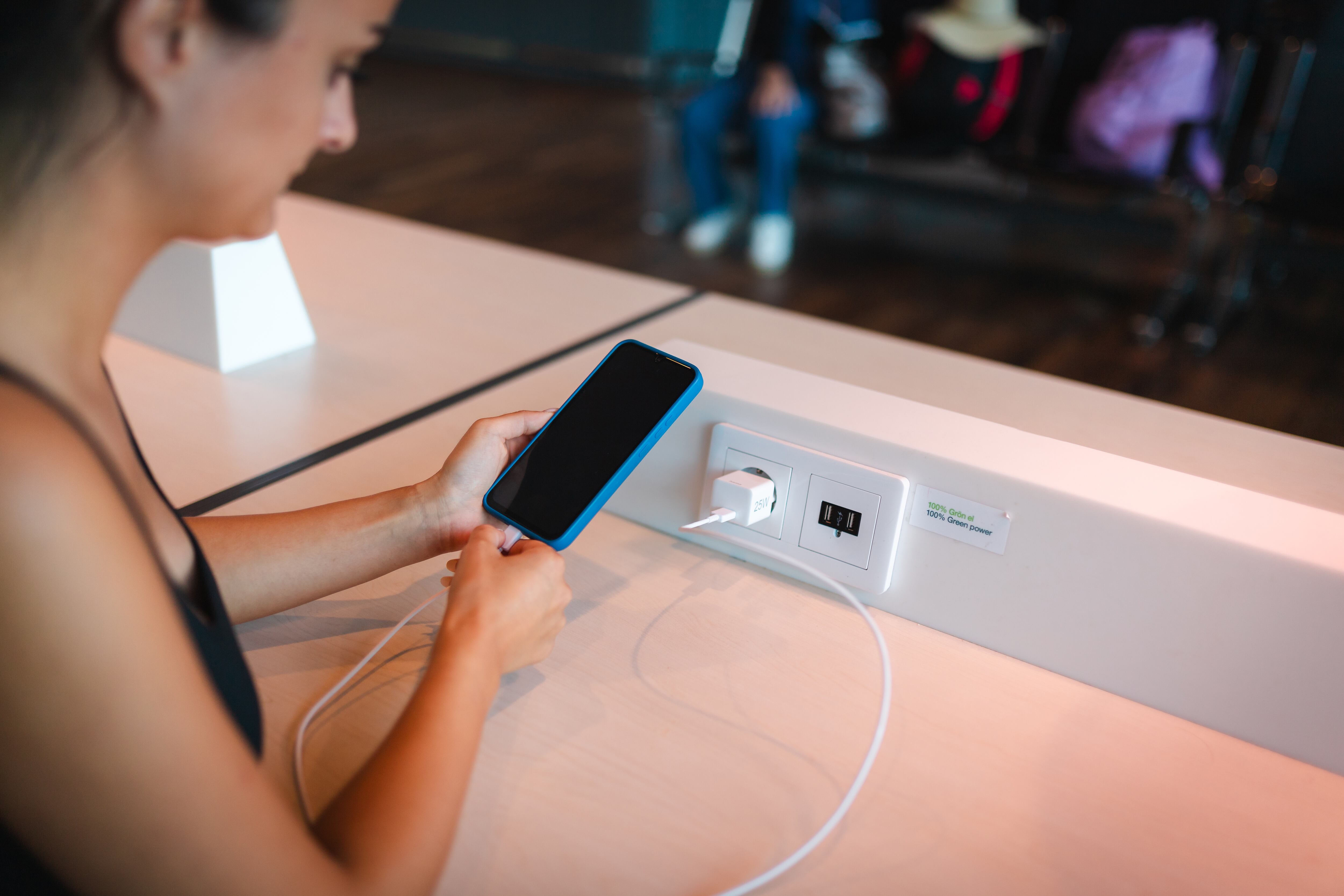 No todos los puertos de carga en lugares públicos están configurados para proporcionar una carga segura y eficiente.