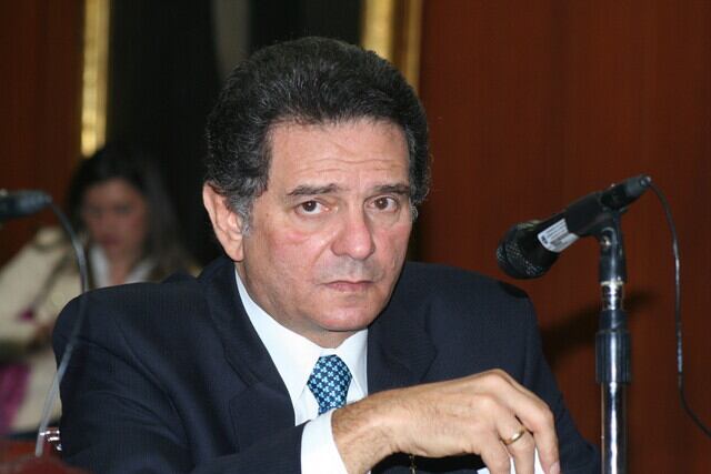 El excongresista Julio Manzur Abdala.