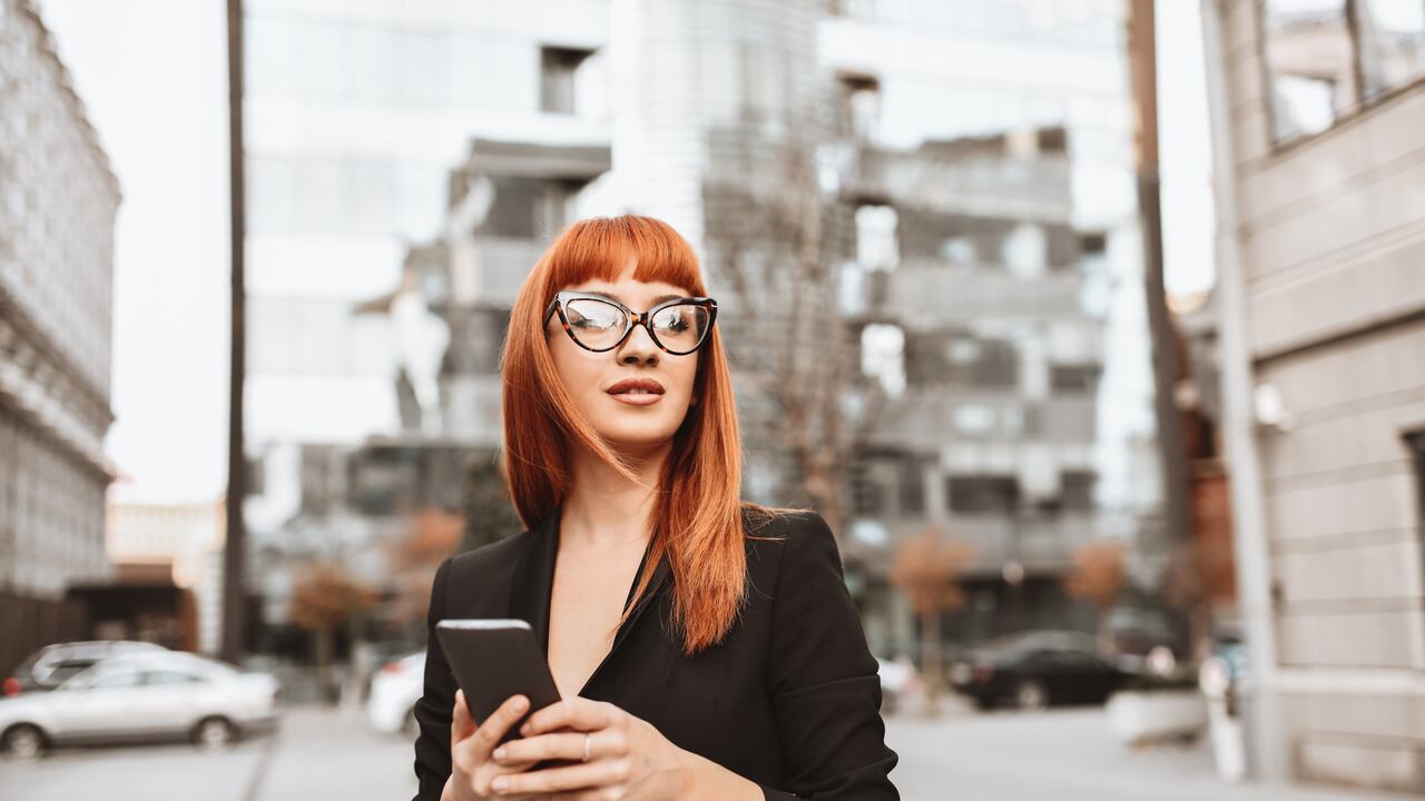 Llevar flequillo sobre la frente es el mejor 'look' para las personas de frente ancha