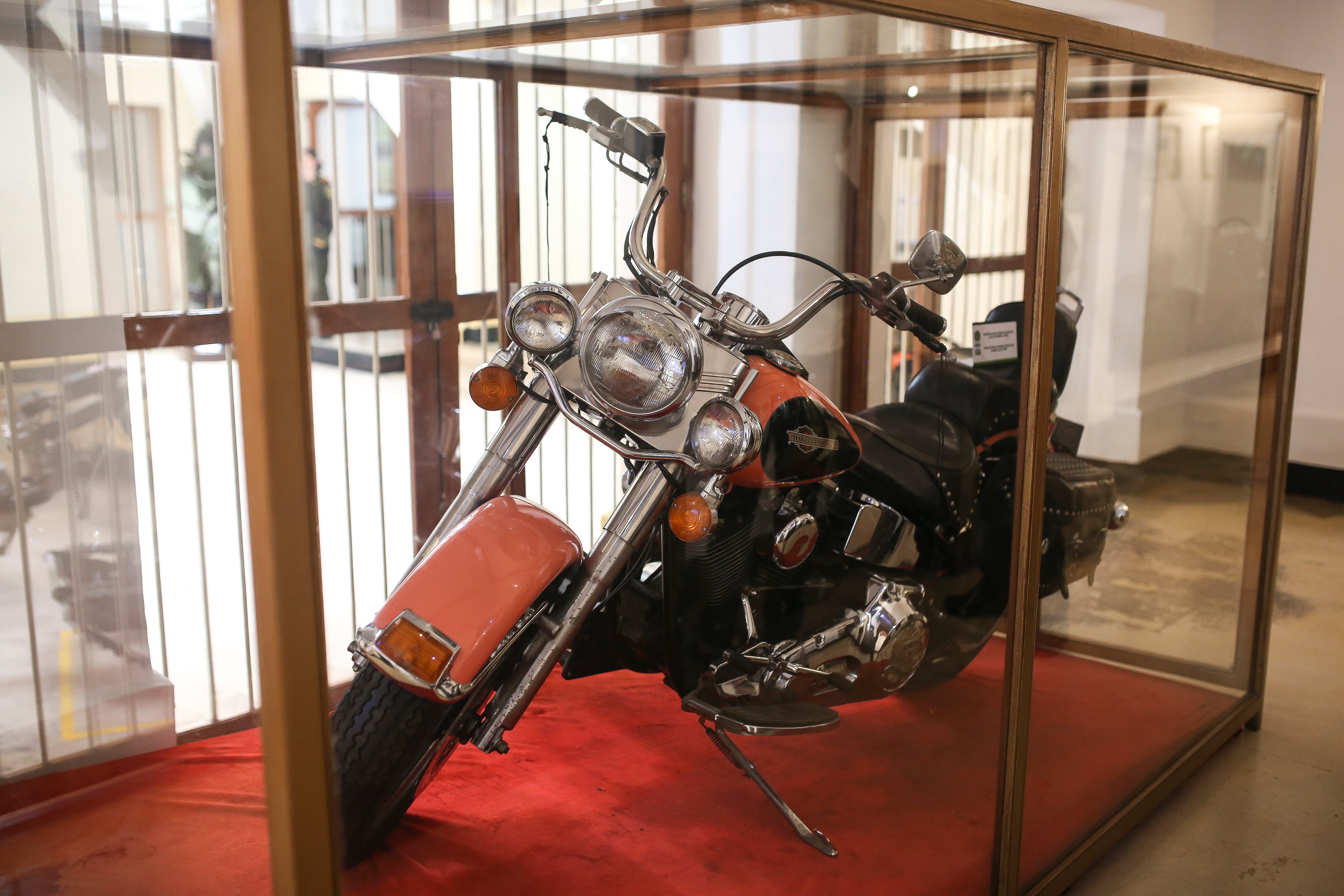 Objetos de Pablo Escobar, en museo de la Policía