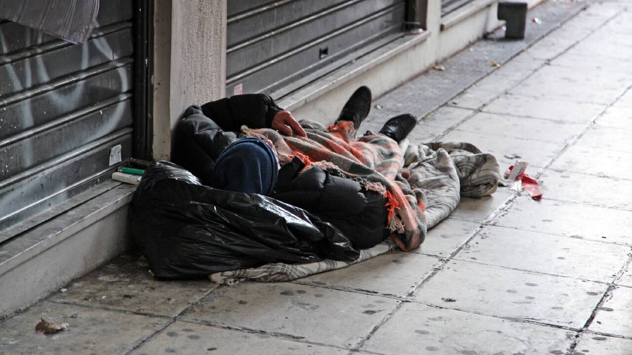 Habitante de calle no se percató de que le estaban robando (imagen de referencia).