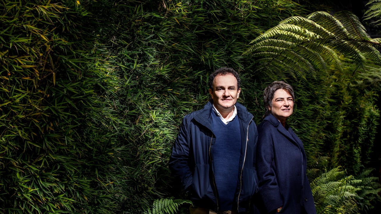 Jesús Abad Colorado y María Belén Sáez .
Bogotá Diciembre 6 de 2022.
Foto: Juan Carlos Sierra-Revista Arcadia.