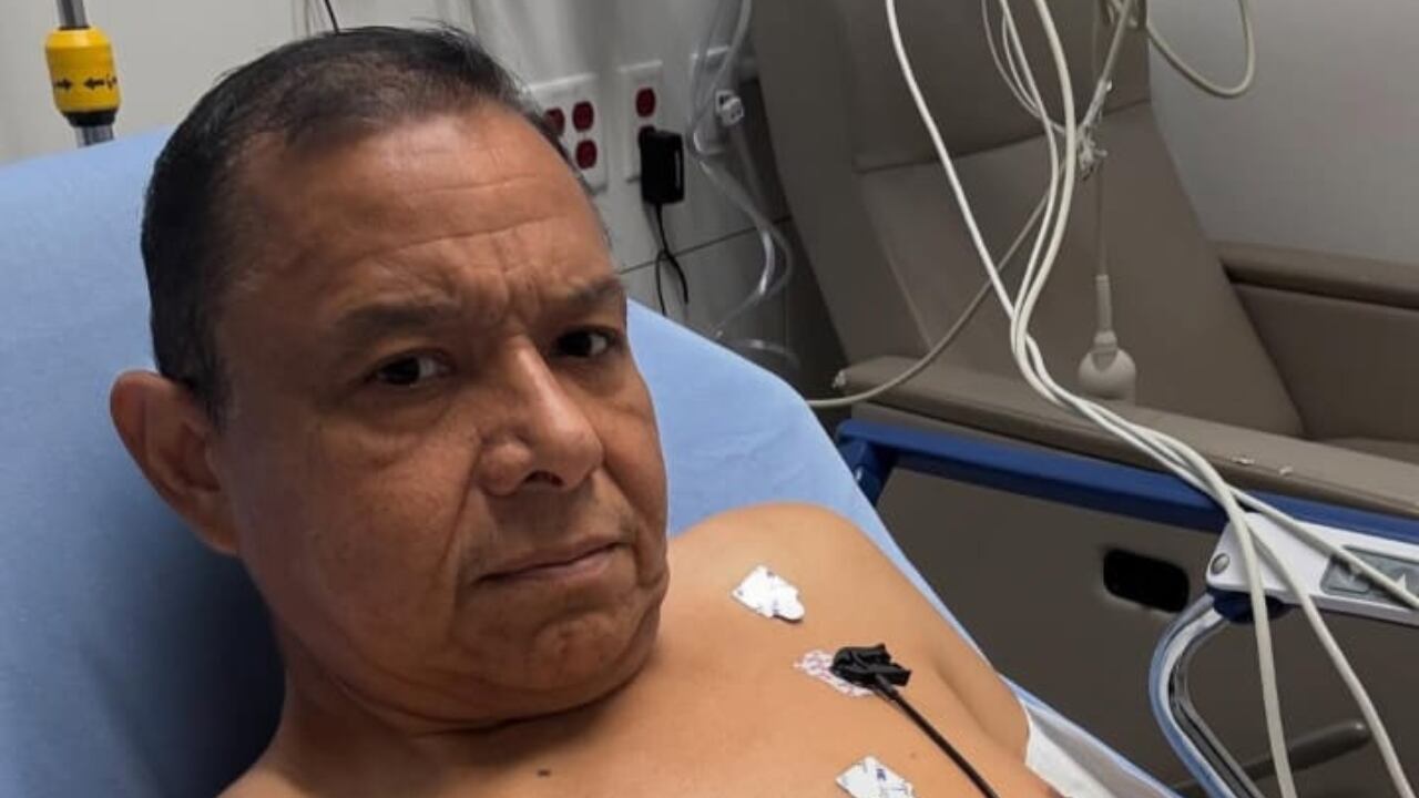 Iván René Valenciano, internado en un hospital de Estados Unidos