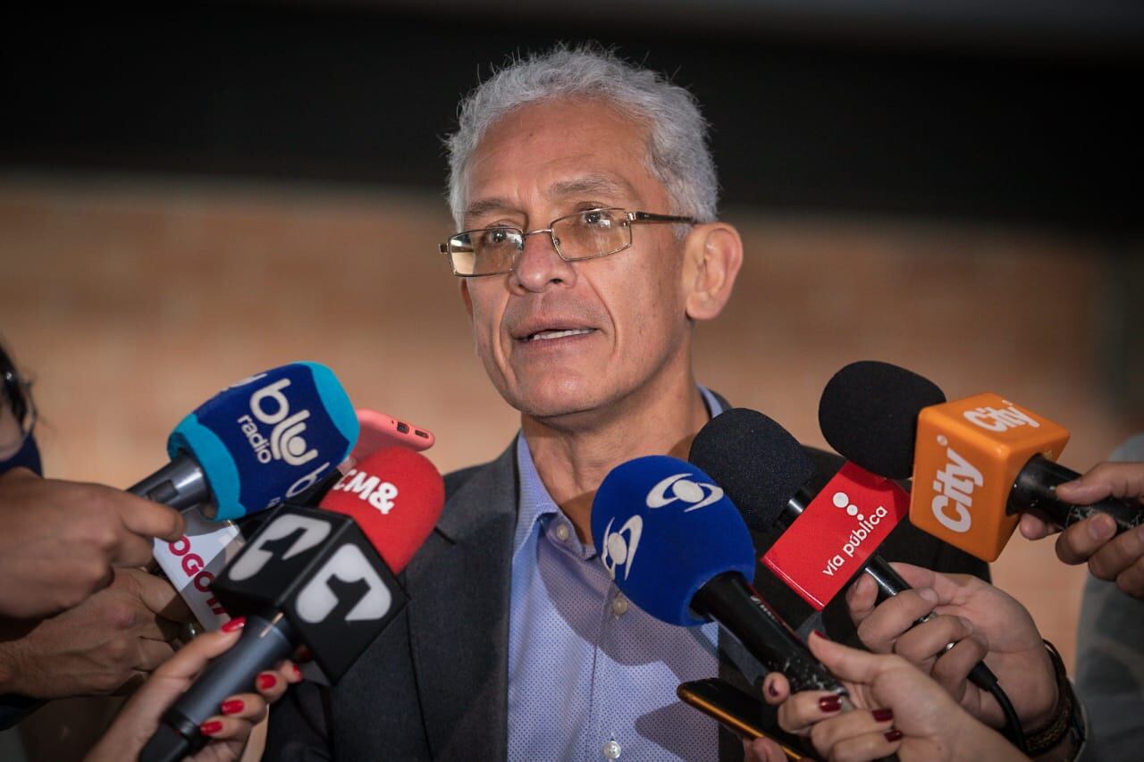 El secretario de Hacienda, Juan Mauricio Ramírez, anunció que de no solucionarse los problemas en la plataforma, se modificará el calendario tributario.