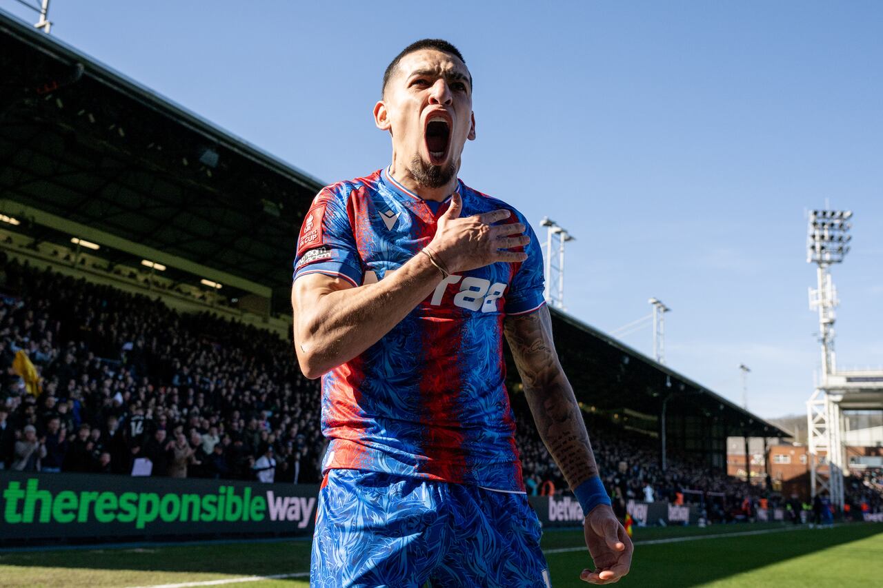 LONDON, ENGLAND - MARCH 1: Daniel Munoz of Crystal Palace celebrates after scoring a goal during the Emirates FA Cup Fifth Round match between Crystal Palace and Millwall at Selhurst Park on March 1, 2025 in London, England. (Photo by Sebastian Frej/MB Media/Getty Images)