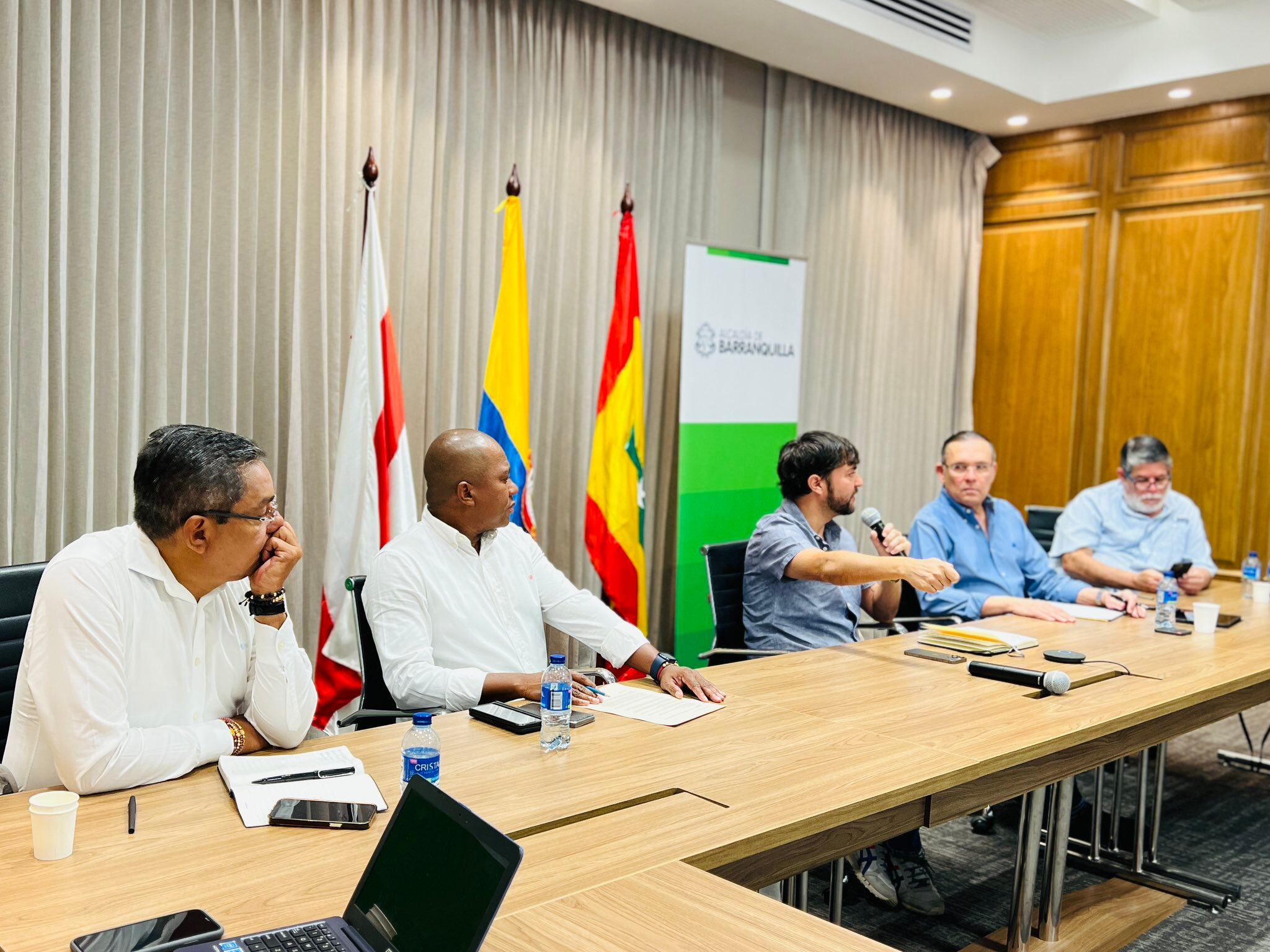 Los congresistas de la bancada Caribe presentarán un proyecto de ley para reducir el costo de las tarifas de energía en la costa.