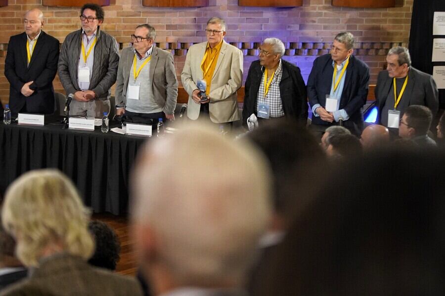 La JEP dictará sentencia a los miembros del secretariado de las extintas Farc por los crimenes cometidos. Foto :Colprensa