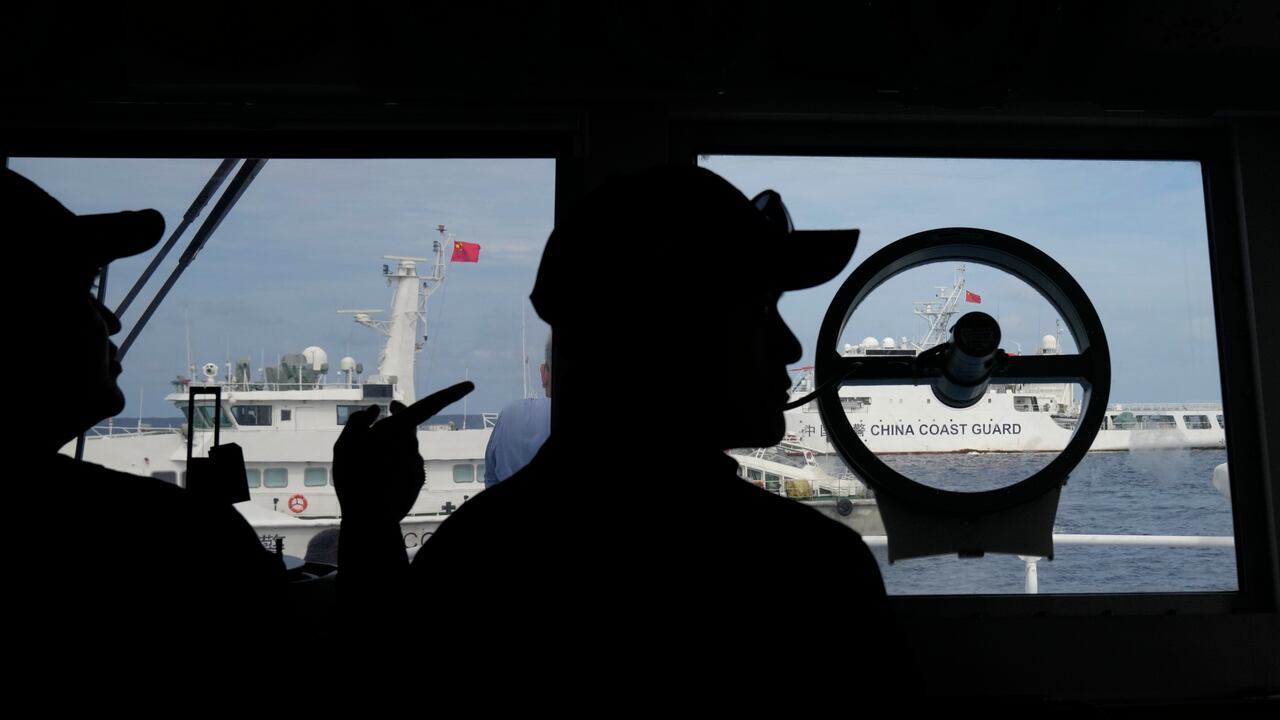 Estas operaciones tienen lugar ante un aumento de la tensión entre Filipinas y China.