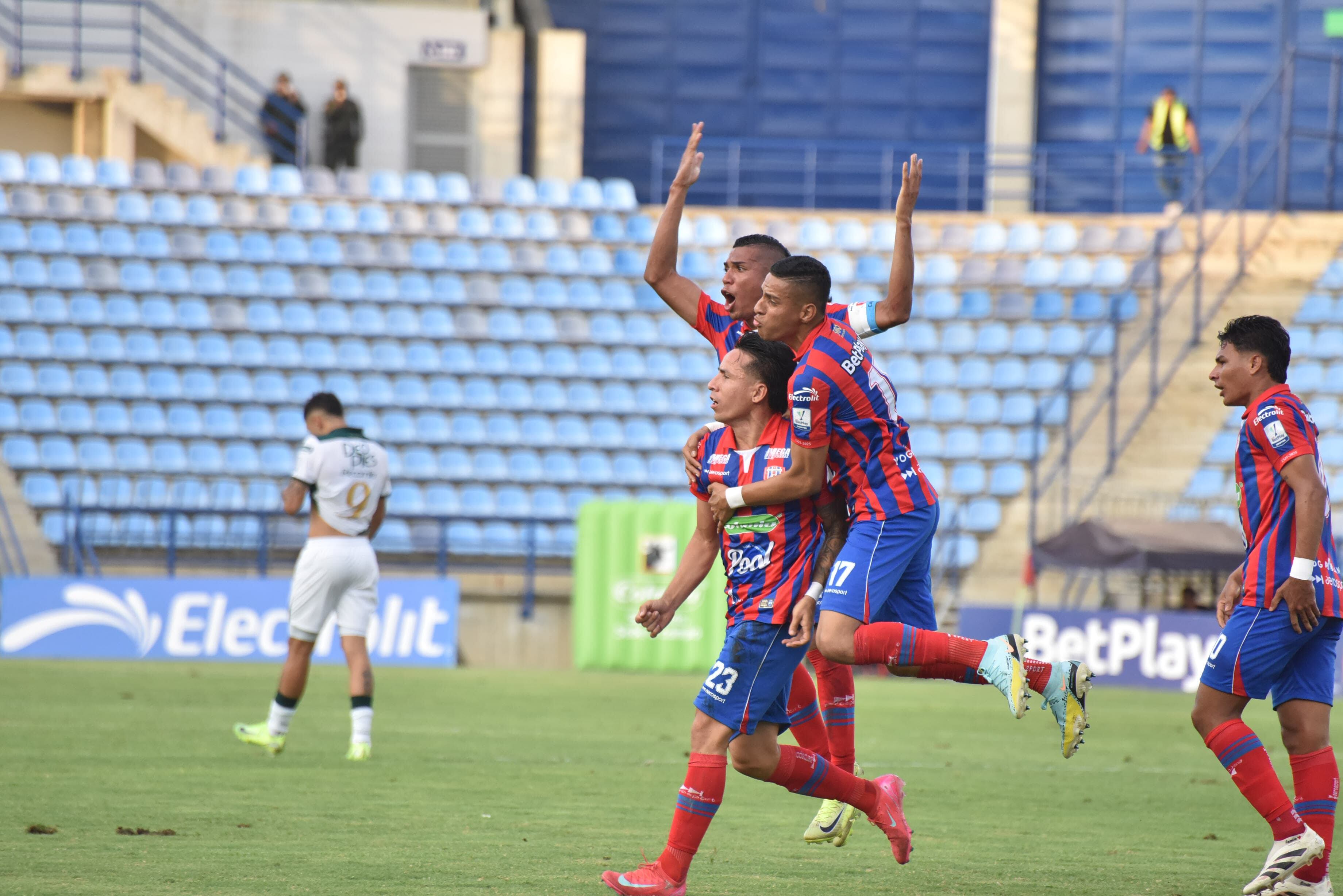 Partidazo de cuatro goles entre Unión Magdalena y Deportivo Cali, este lunes 3 de marzo, en Santa Marta.