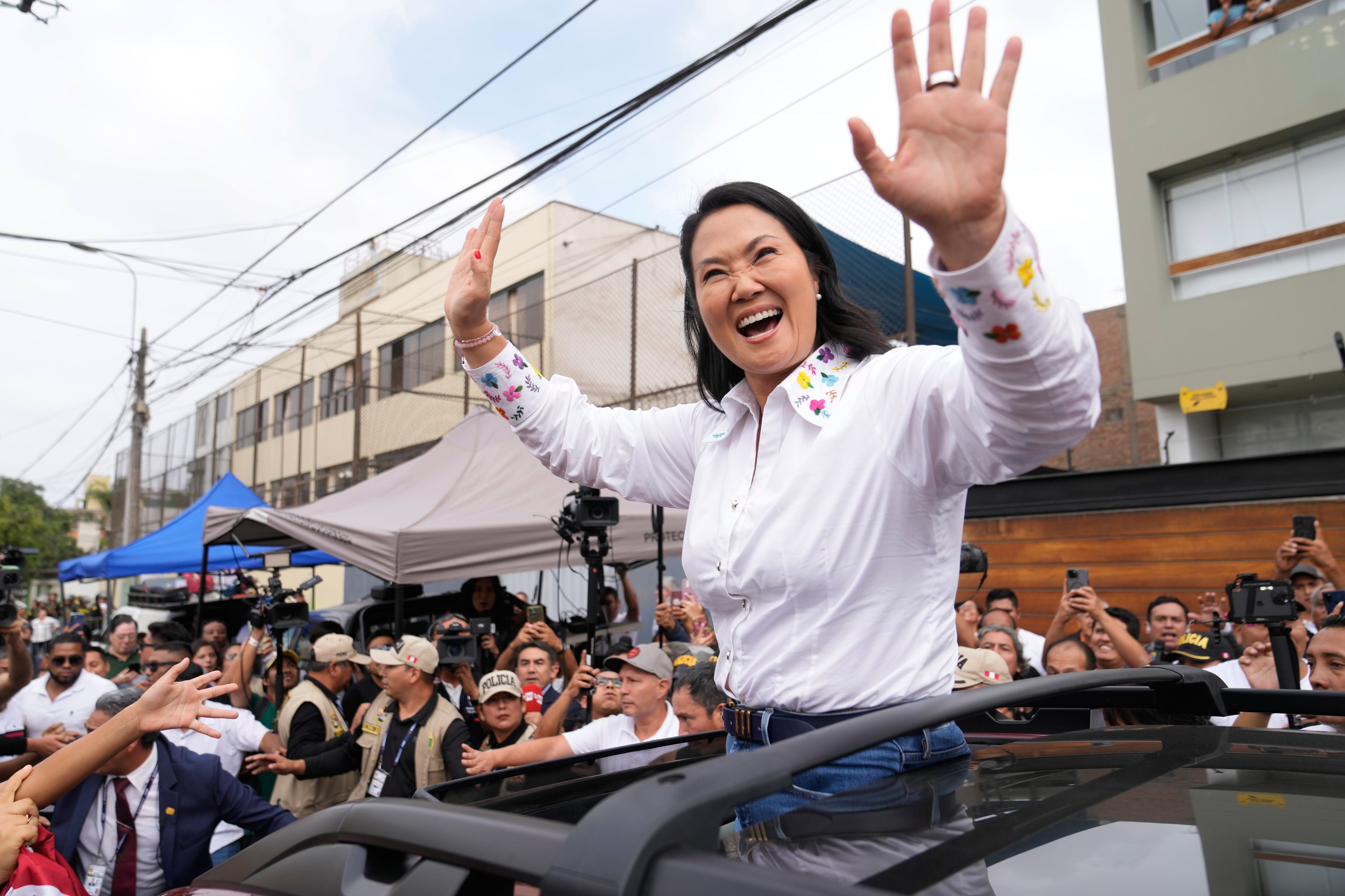 La candidata Keiko Fujimori, del partido Fuerza Popular, habló tras finalizar el escrutinio en Perú.