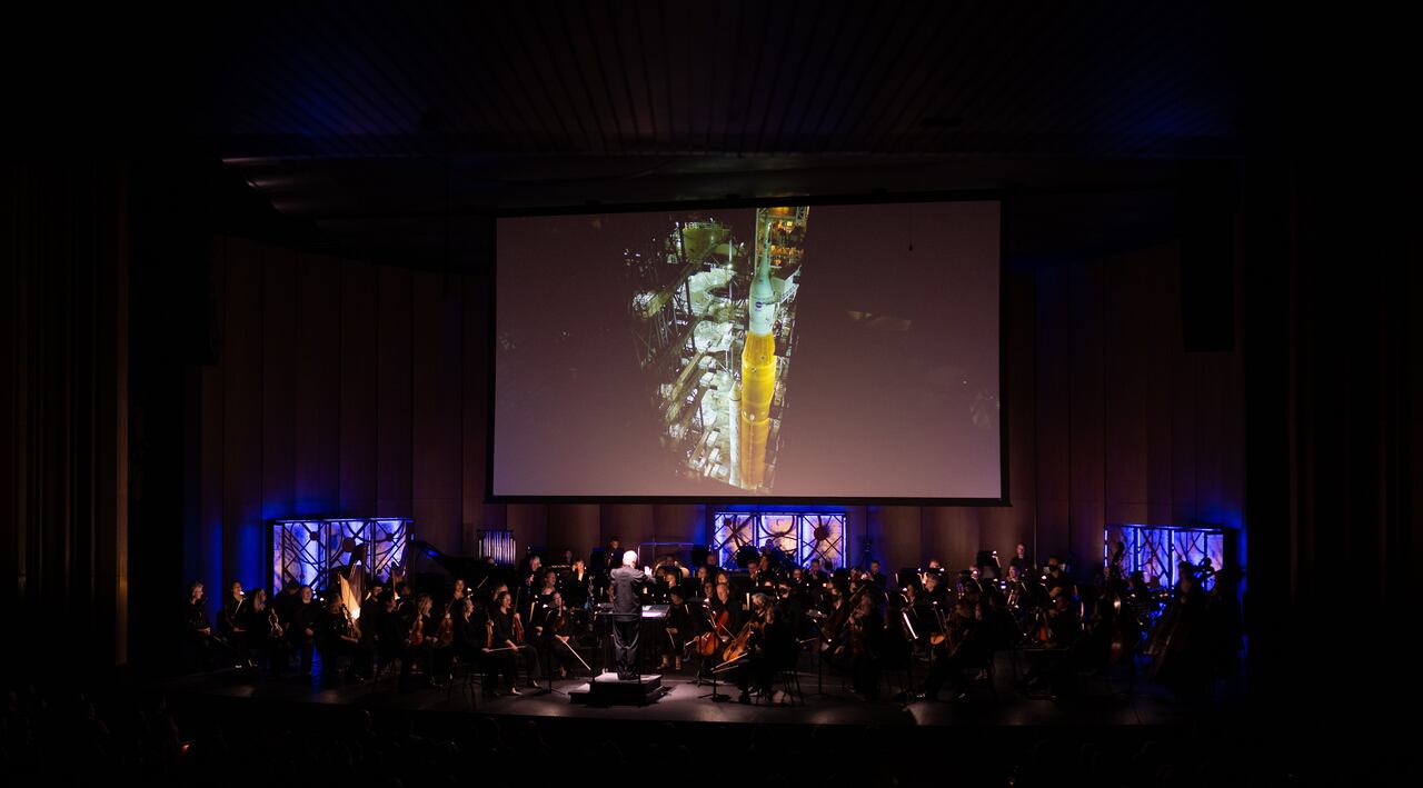 Cosmic Cycles: A Space Symphony
Attribution-NonCommercial-NoDerivs 2.0 Generic (CC BY-NC-ND 2.0).