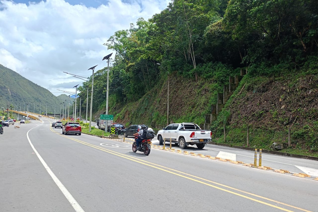 Movilidad estable en el tramo Naranjal–Mesa Grande mientras se prepara el horario reversible.