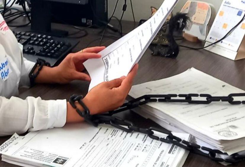 Fiscal en Cundinamarca inició huelga de hambre por acoso laboral