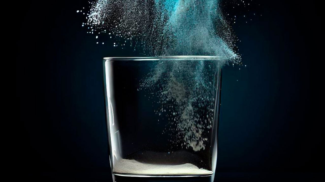 Científicos desarrollan un polvo que descontamina el agua con la luz del sol.