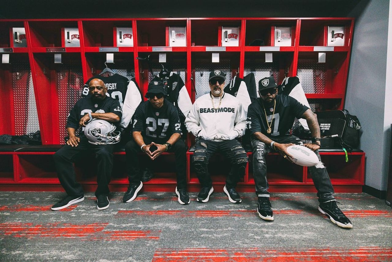 Pero fue con su segundo disco, Black Sunday (1993), que hicieron historia al debutar en el número uno del Billboard 200 y conseguir la certificación triple platino en EE. UU., marcando un hito al ser el primer grupo de hip-hop latino en alcanzar este nivel de éxito.